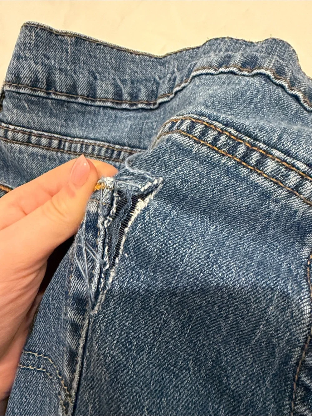 Levi's Men's Medium Blue Straight Jeans